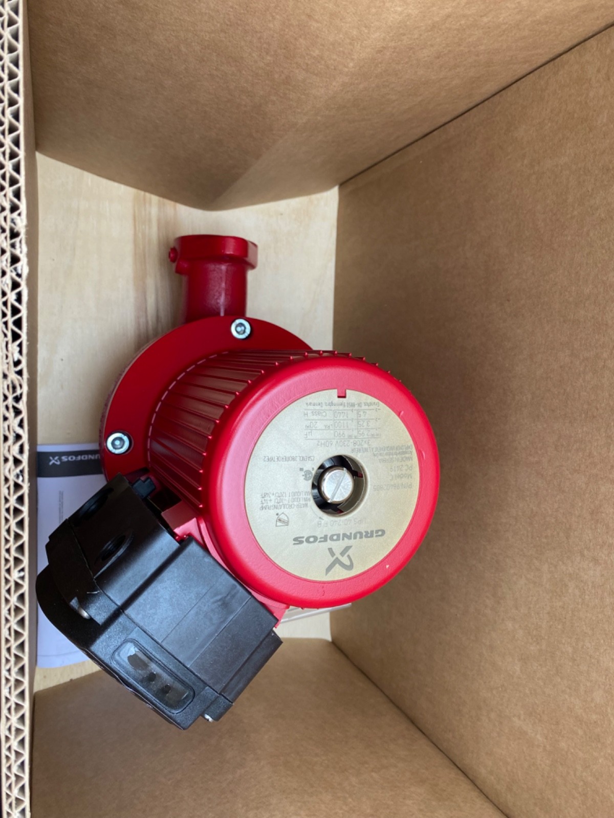 Grundfos UPS 40-240 F B ITEM 96402805 - Brand New Grundfos UPS 40-240 F B ITEM 96402805 - Brand New