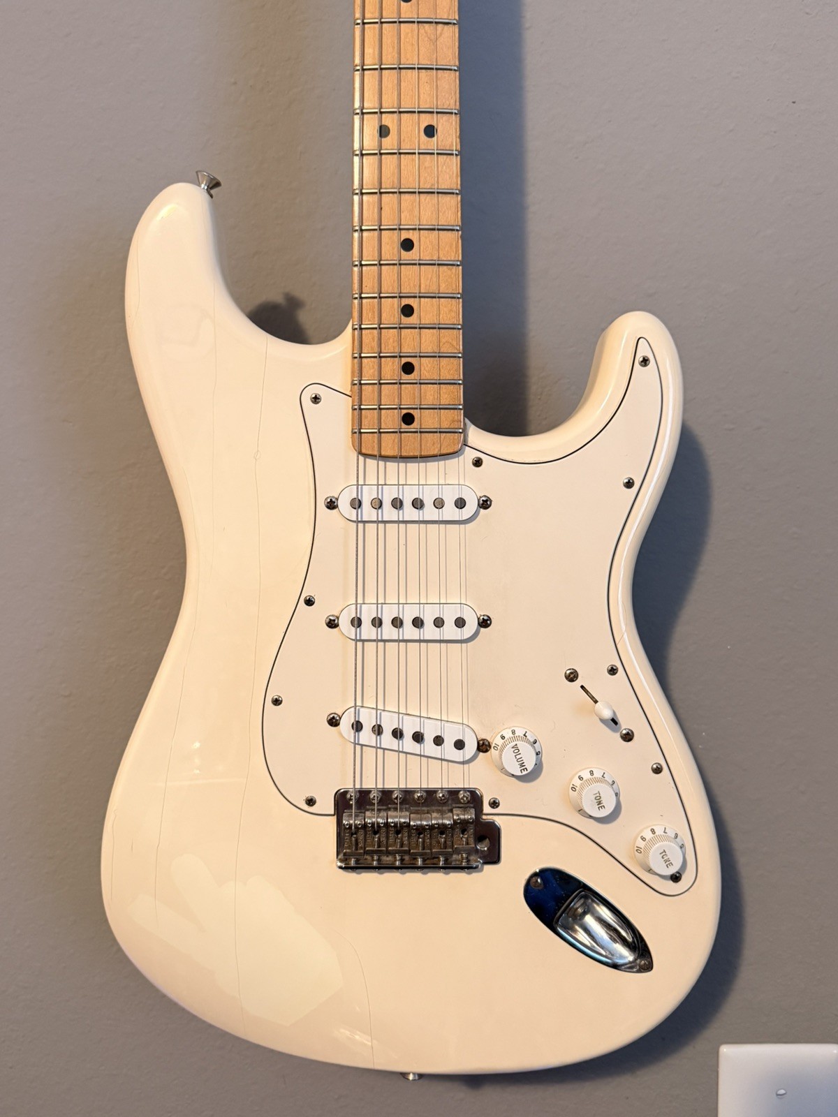 Fender Classic Series '70s Stratocaster 2000 2001 Olympic White MIM Reissue