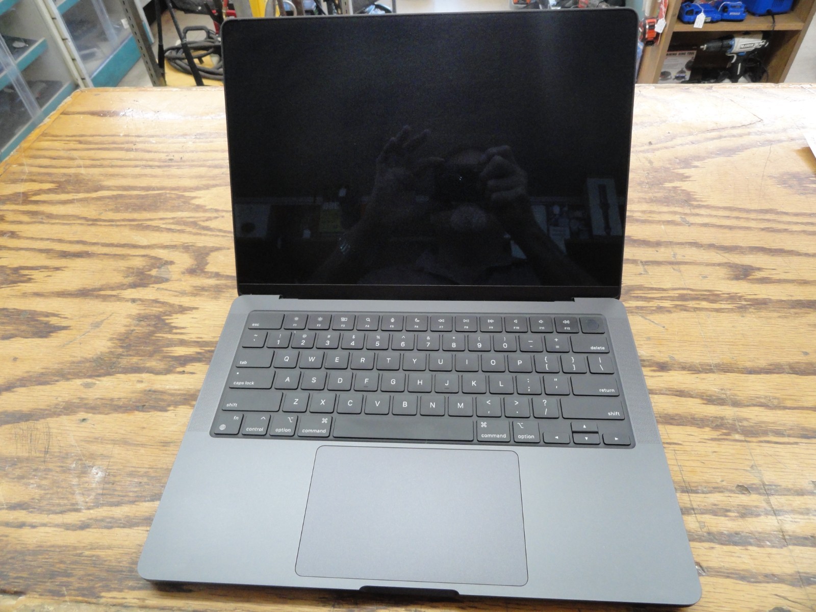 Apple MacBook Pro 14\