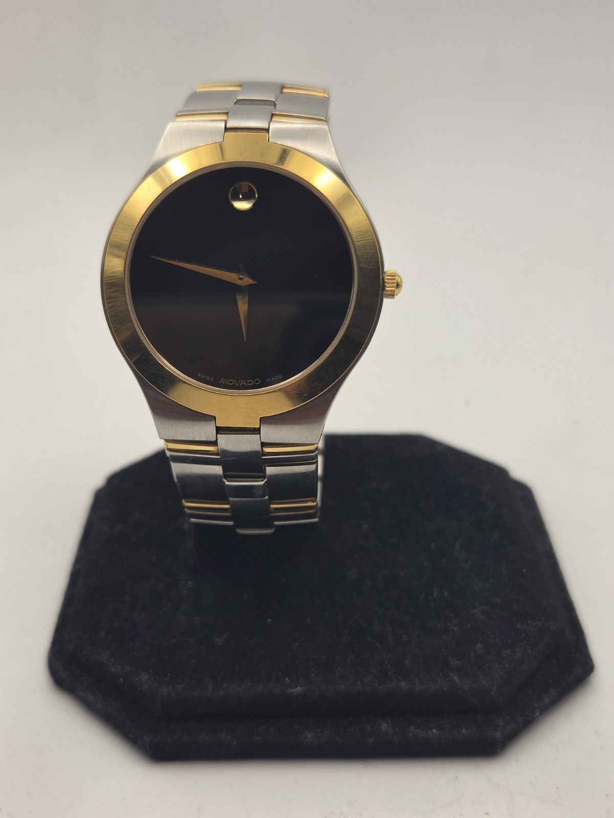 Movado Museum Classic 81 G2 1899 Two Tone Swiss Quartz Watch Black Dial w Box