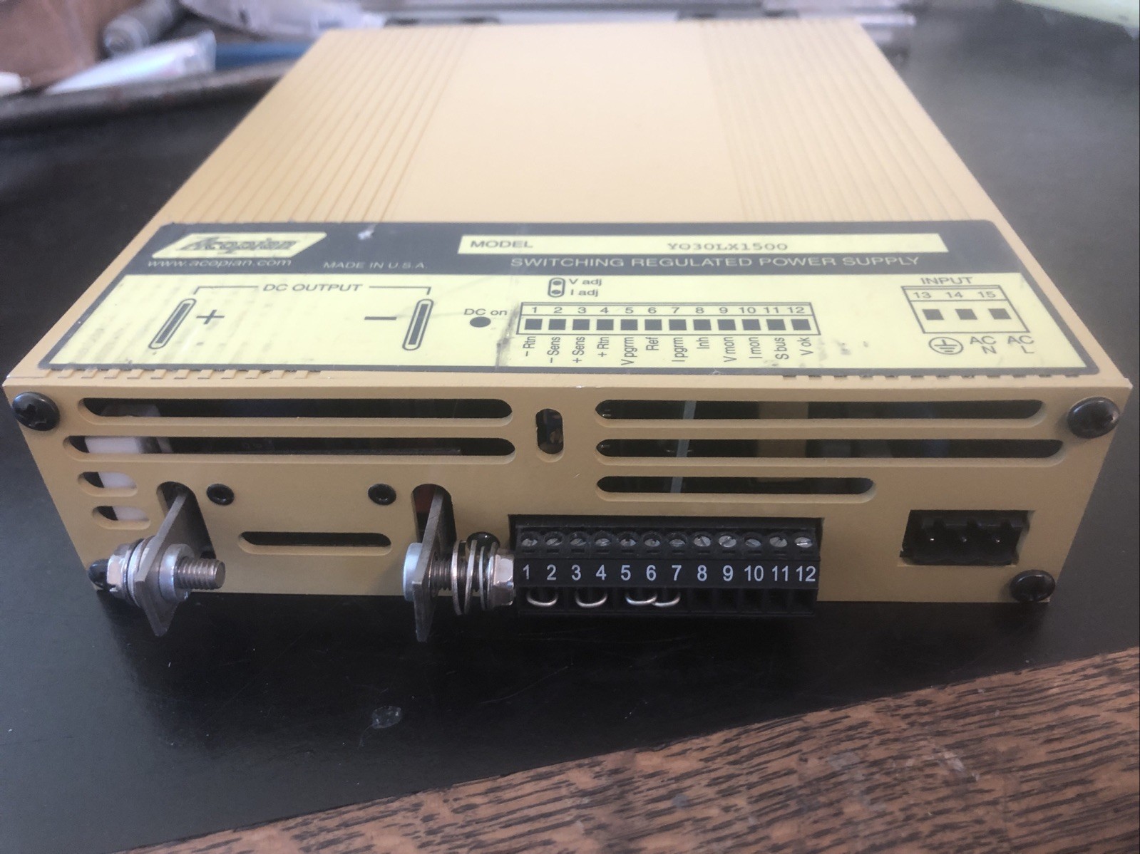 Acopian Switching Regulated Power Supply Model Y030LX1500 Acopian Switching Regulated Power Supply Model Y030LX1500