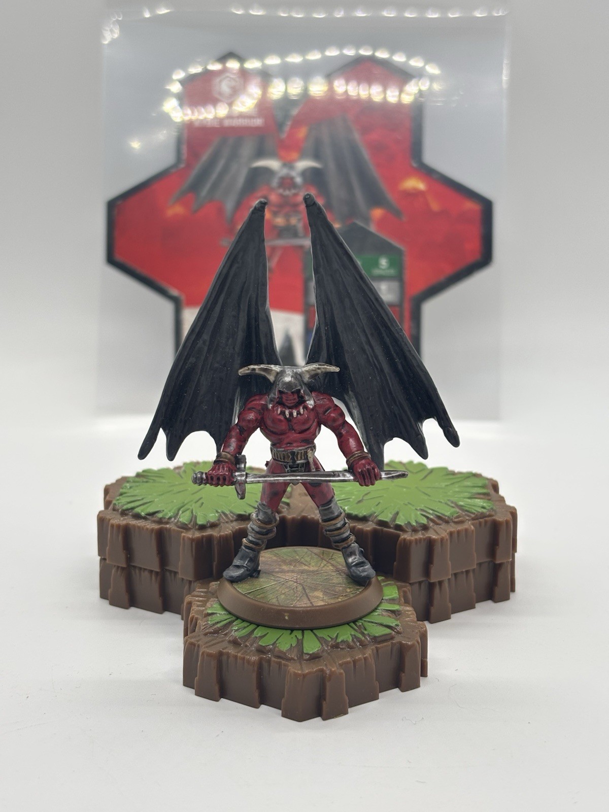 Heroscape : Taelord the Kyrie Warrior Malliddon\'s Prophecy (1 Figure & 1 Card Heroscape : Taelord the Kyrie Warrior Malliddon\'s Prophecy (1 Figure & 1 Card
