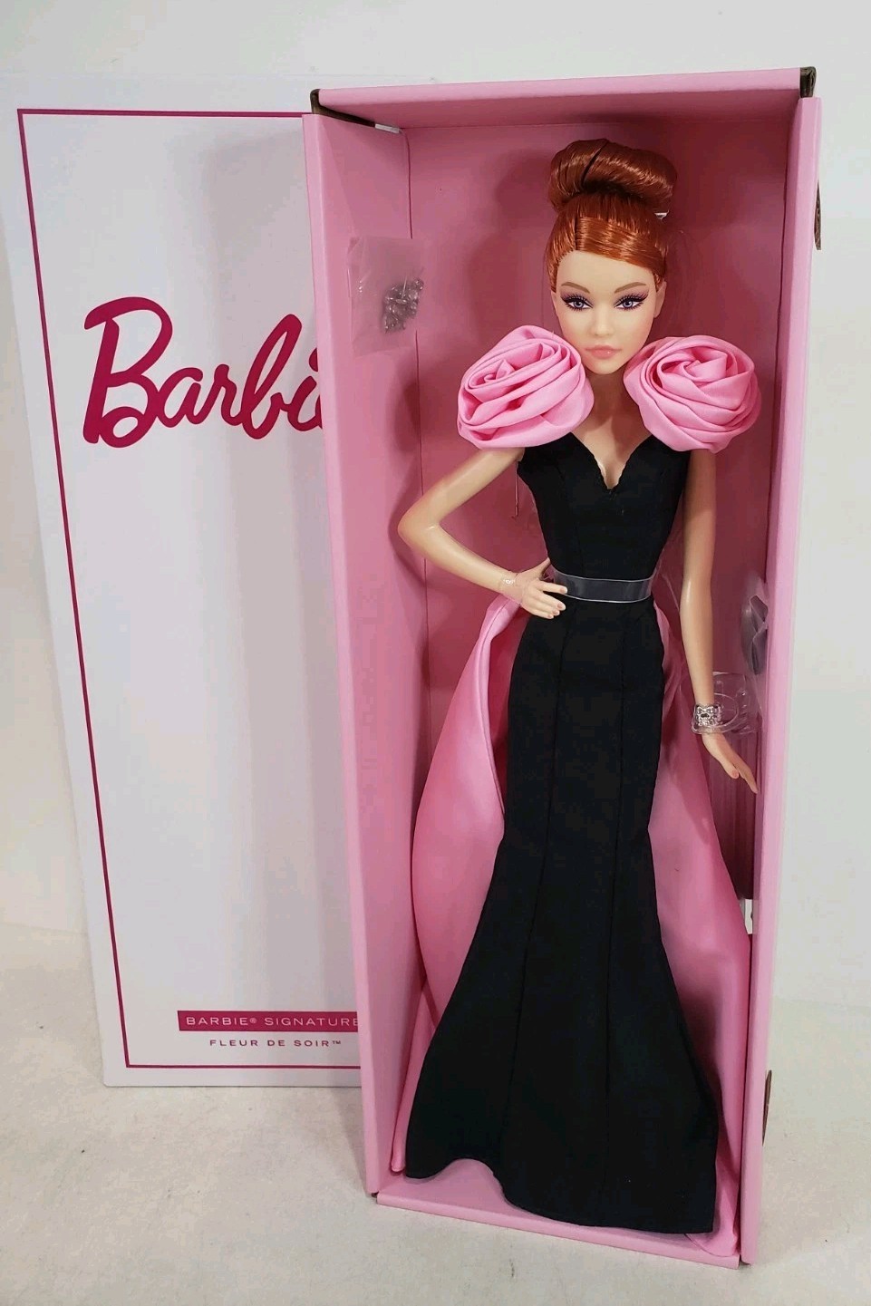 FLEUR DE SOIR 2026 MADRID FASHION DOLL SHOW CONVENTION REDHEAD BARBIE DOLL NRFB 
