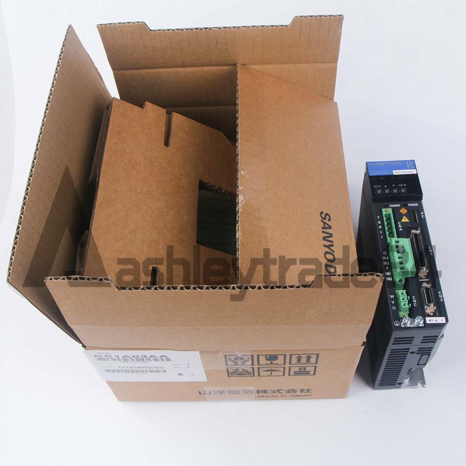 1PC SANYO RS1A03AA Servo Drives New