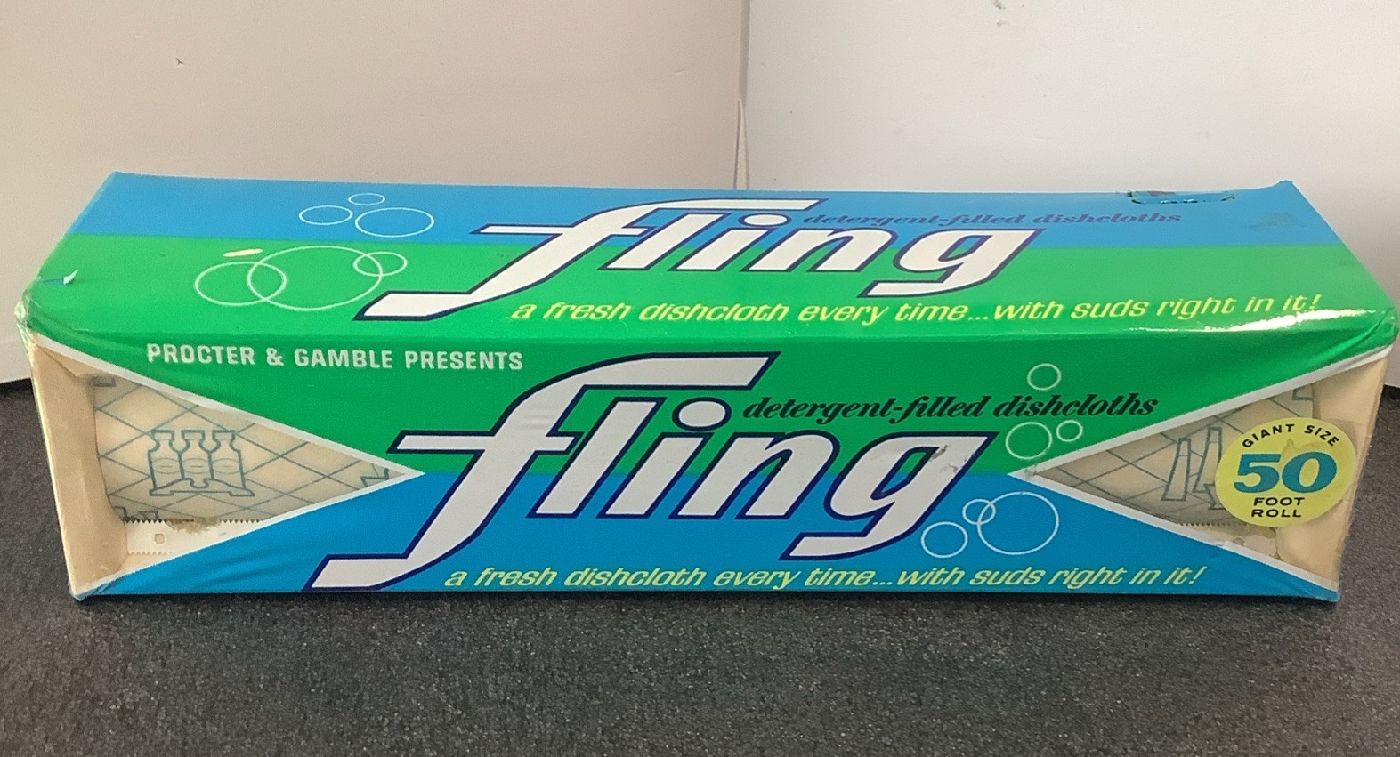 Vtg Procter Gamble FLING Detergent Dishcloths Disposable TV Movie Prop NOS RARE Vtg Procter Gamble FLING Detergent Dishcloths Disposable TV Movie Prop NOS RARE