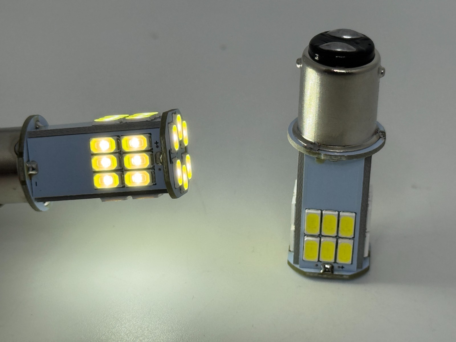 Rebaydo 2pcs 1158 6 Volt LED Bulb BA15D Base 30 SMD Dual Filament