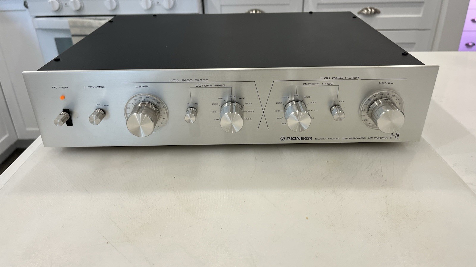 NICE 120 VOLT ELECTRONIC CROSSOVER PIONEER D70 FIT; SPEC-2 SPEC-1 SPEC-4 SA-9500