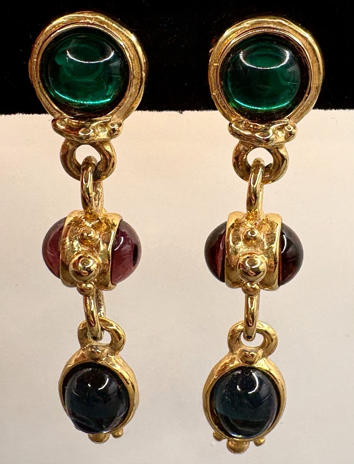 VTG 80s Mogul Clip Dangle Drop Earrings Multicolor Gripoix Style Glass Cabochon VTG 80s Mogul Clip Dangle Drop Earrings Multicolor Gripoix Style Glass Cabochon