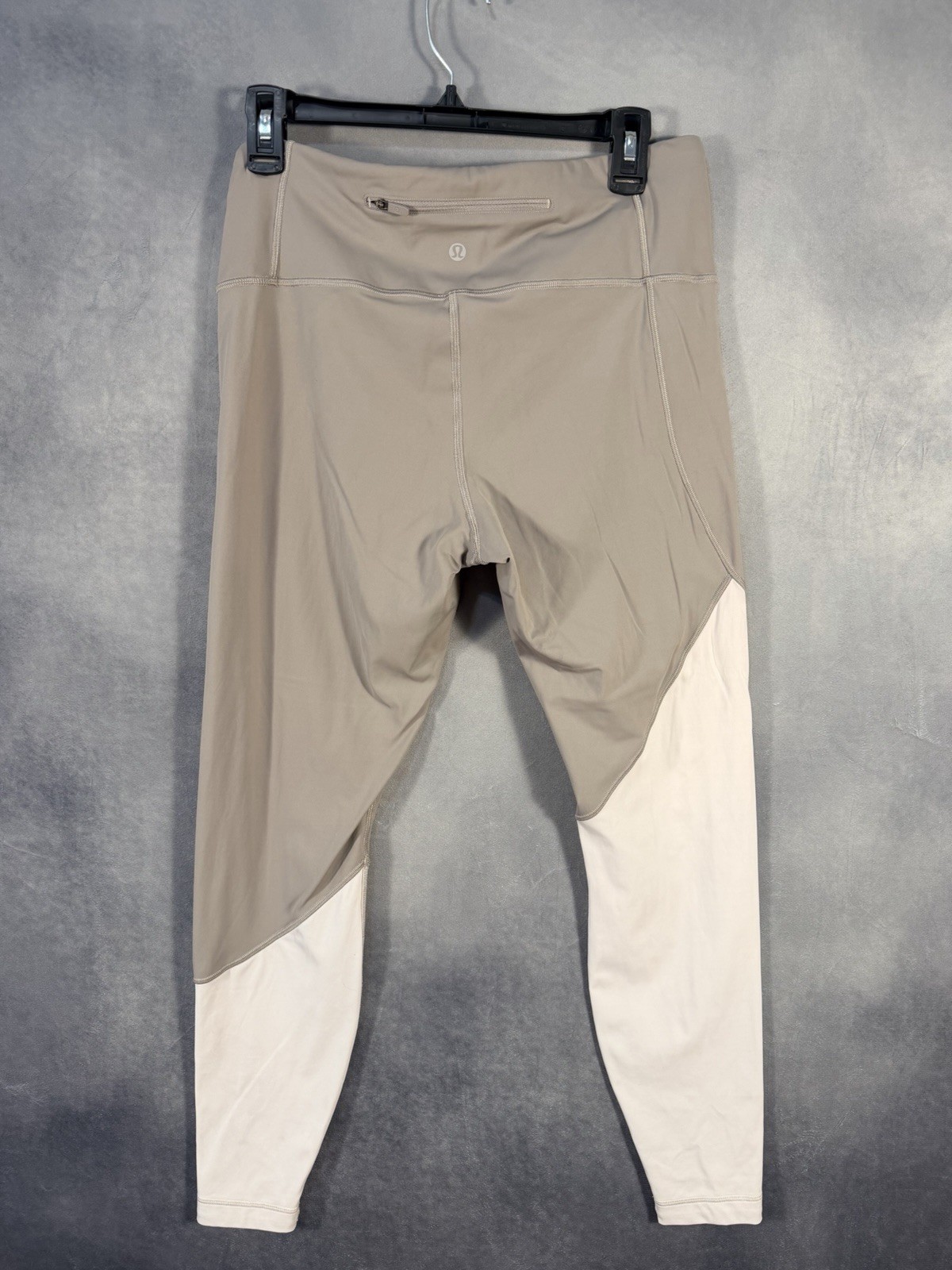 lululemon Women’s Size 12 Beige/Gray Colorblock Pull-On Yoga Leggings