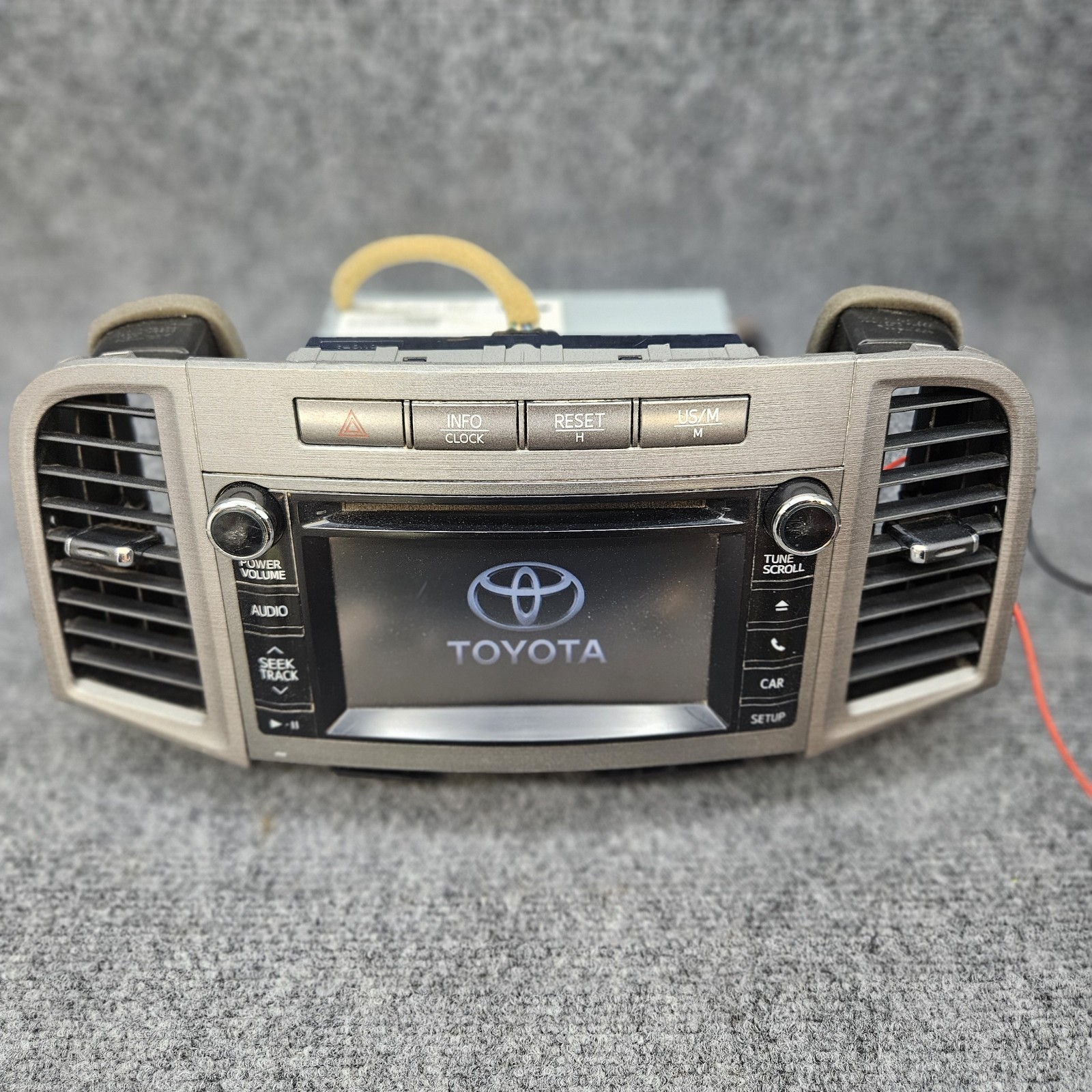 2013-2014 Toyota Venza Radio Audio 6.1\