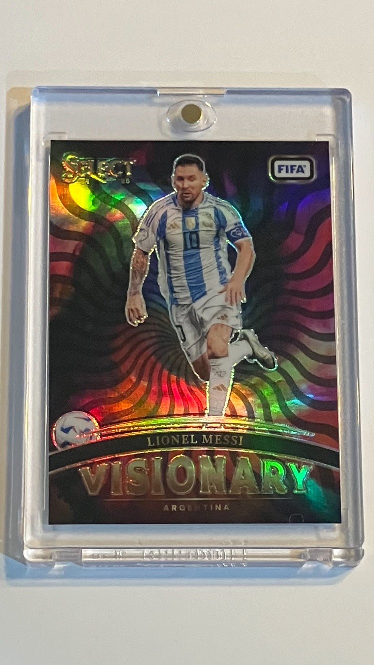 2024-2025 Panini Select Lionel Messi - VISIONARY - CASE HIT - Extremely RARE SP 2024-2025 Panini Select Lionel Messi - VISIONARY - CASE HIT - Extremely RARE SP