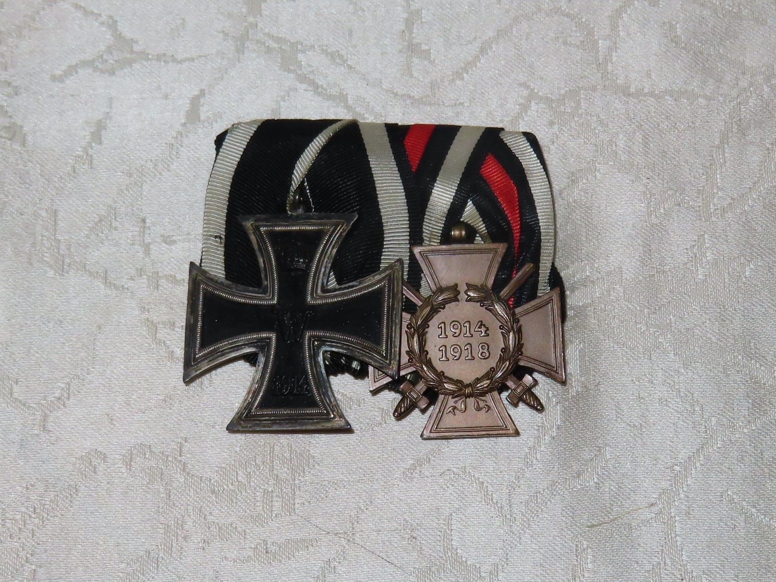 Iron Cross + Cross of Honor 2 Seater Brooch for Front Kämpfer 1st GM