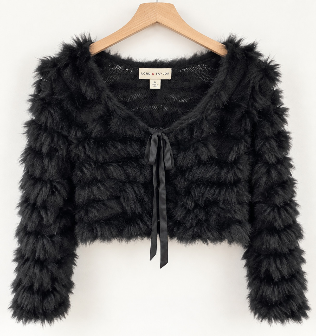LORD&TAYLOR CROPPED FAUX FUR *VINTAGE* LORD&TAYLOR CROPPED FAUX FUR *VINTAGE*