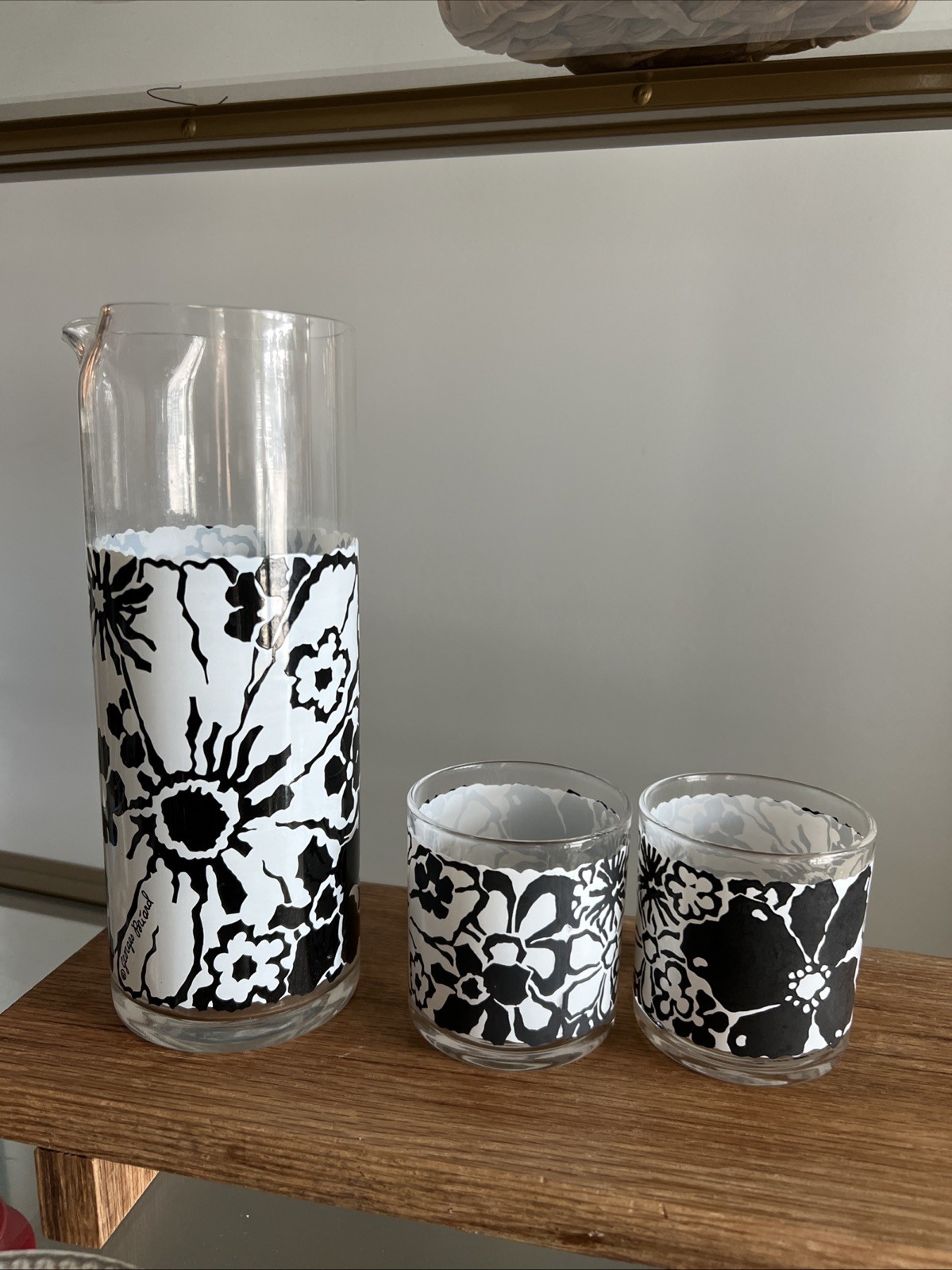 Georges Briard MCM Black White Floral Highball Cocktail Pitcher + 2 Glasses