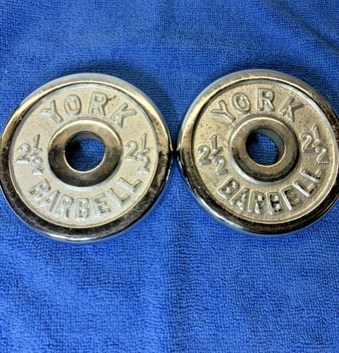 CHROME York Barbell 2.5 lb Plates Set of 2 Standard Weights 1\ CHROME York Barbell 2.5 lb Plates Set of 2 Standard Weights 1\