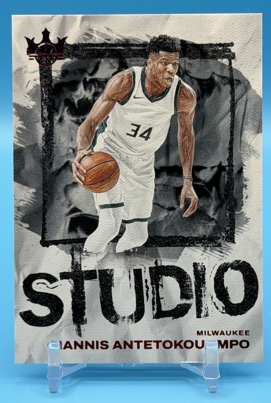 2025-26 Panini Court Kings Studio #4 Giannis Antetokounmpo Bucks /149 RED