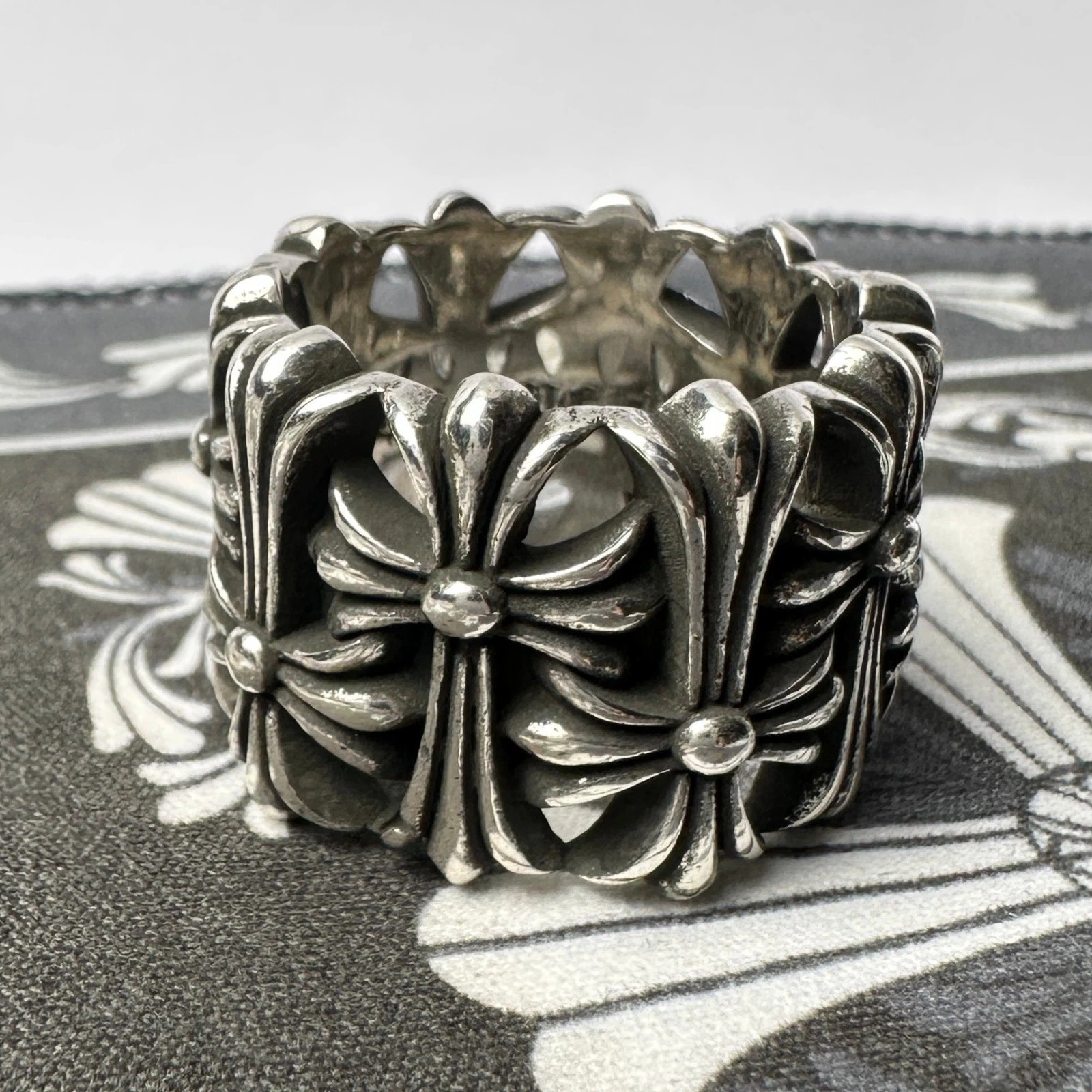 Chrome Hearts 925 Silver Cemetery Cross Ring Size 10 Chrome Hearts 925 Silver Cemetery Cross Ring Size 10