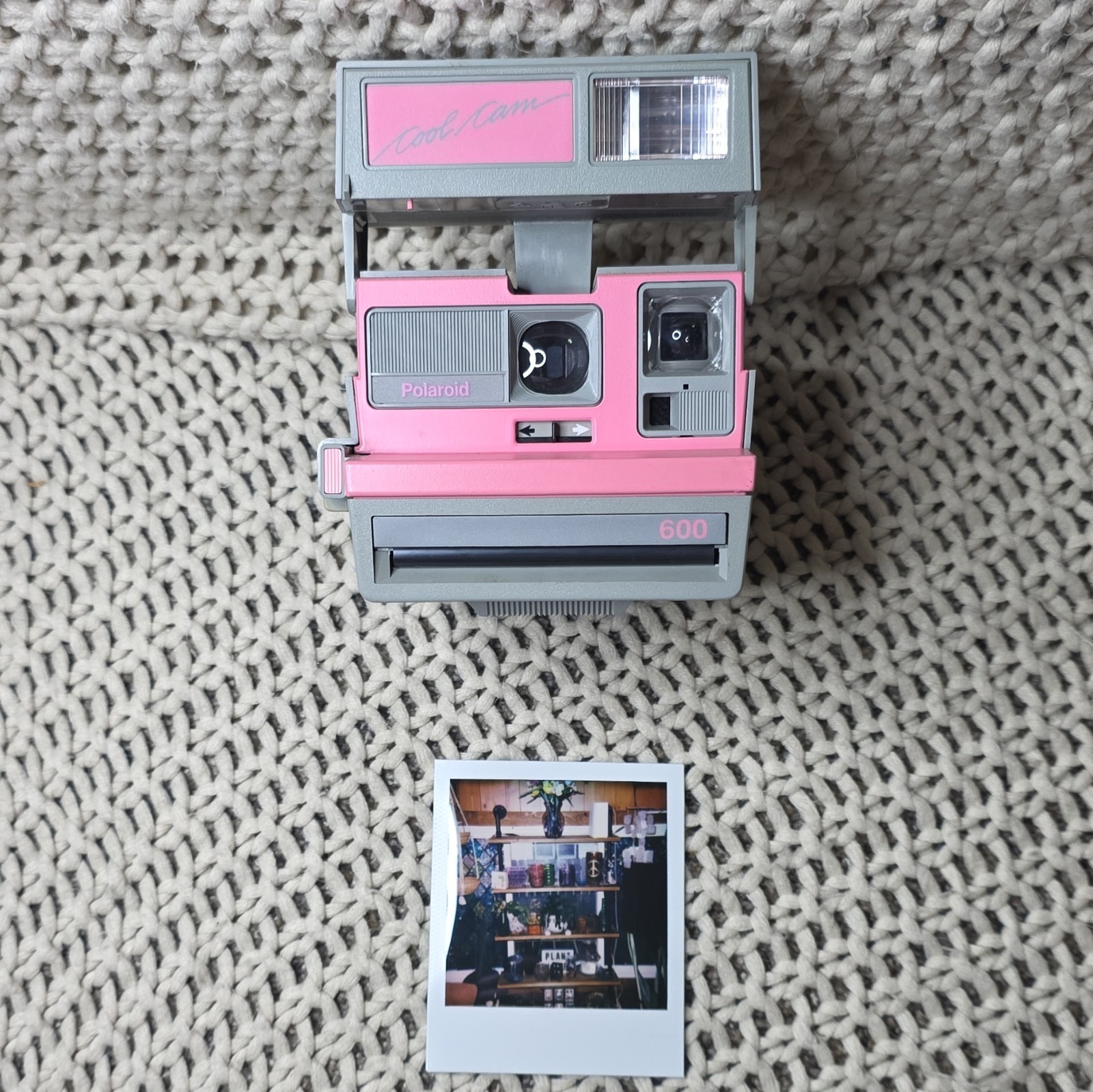 Vintage Polaroid 600 Cool Cam Instant Film Camera Pink Gray TESTED Works