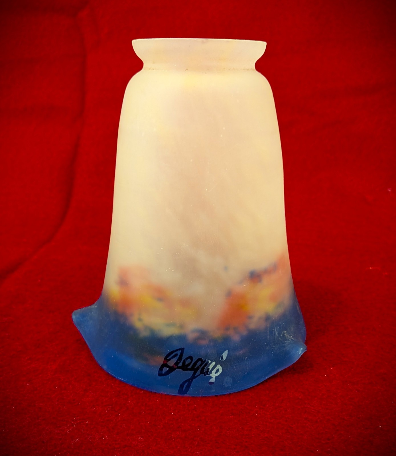 Degue’ Art Glass Tulip Lamp chandelier Shade Degue’ Art Glass Tulip Lamp chandelier Shade