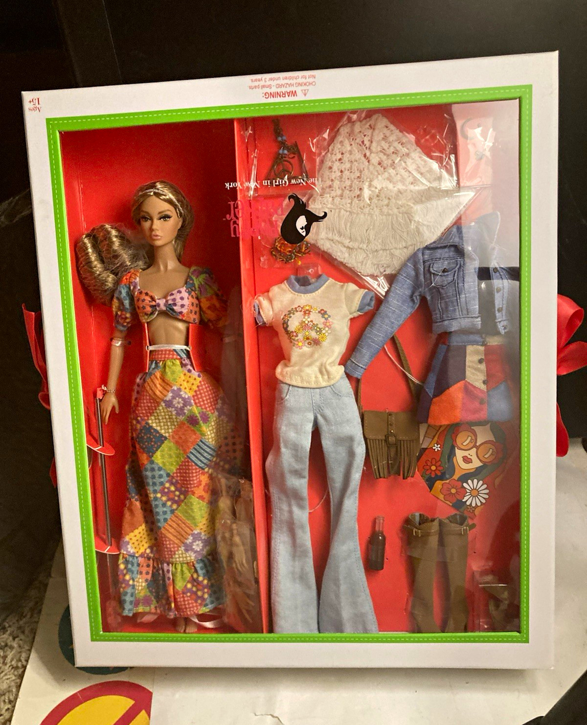 Integrity Toys Poppy Parker Peace N Harmony Doll Gift Set w/Outfit & Accessories Integrity Toys Poppy Parker Peace N Harmony Doll Gift Set w/Outfit & Accessories