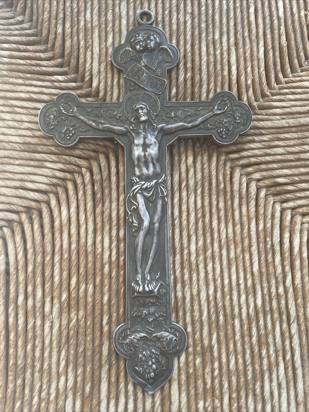 VINTAGE GORHAM STERLING SILVER CROSS CRUCIFIX 275.7 GRAMS 9”X5” VINTAGE GORHAM STERLING SILVER CROSS CRUCIFIX 275.7 GRAMS 9”X5”