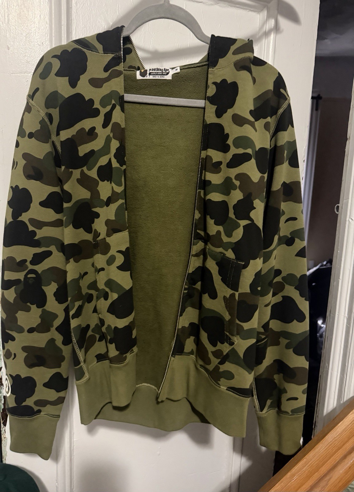 A Bathing Ape 1st Camo Shark Full Zip Hoodie Size M *Lightly Used A Bathing Ape 1st Camo Shark Full Zip Hoodie Size M *Lightly Used