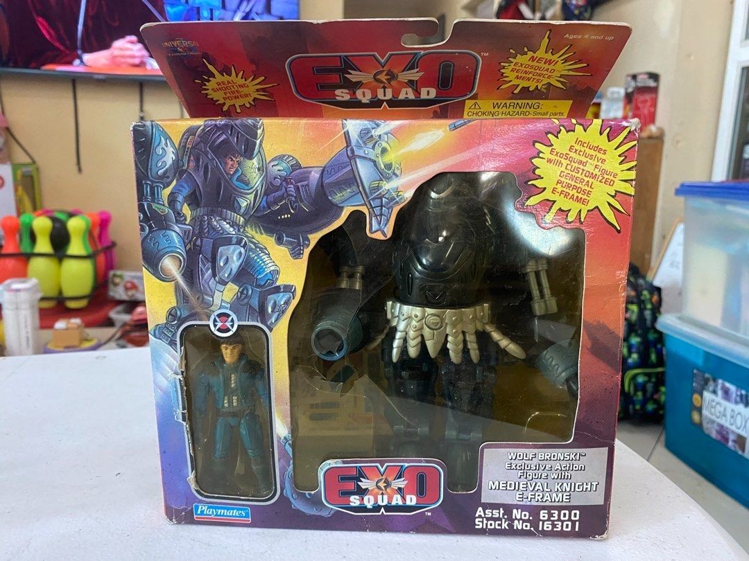 EXO SQUAD Wolf Bronski MEDIEVAL KNIGHT E-frame Playmates 1995  Sticker unapplied