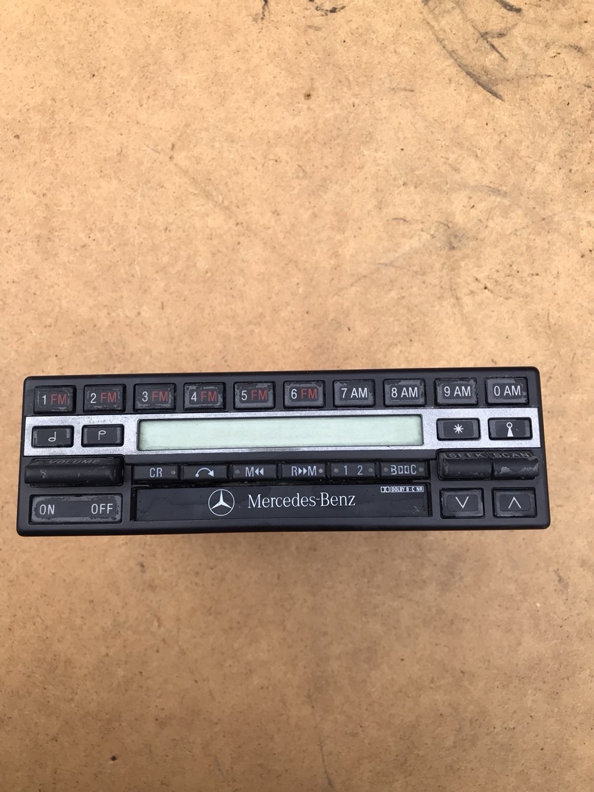 Becker Grand Prix Cassette Head Unit Radio Mercedes W126 W123 R107 OEM 1976-1991 Becker Grand Prix Cassette Head Unit Radio Mercedes W126 W123 R107 OEM 1976-1991