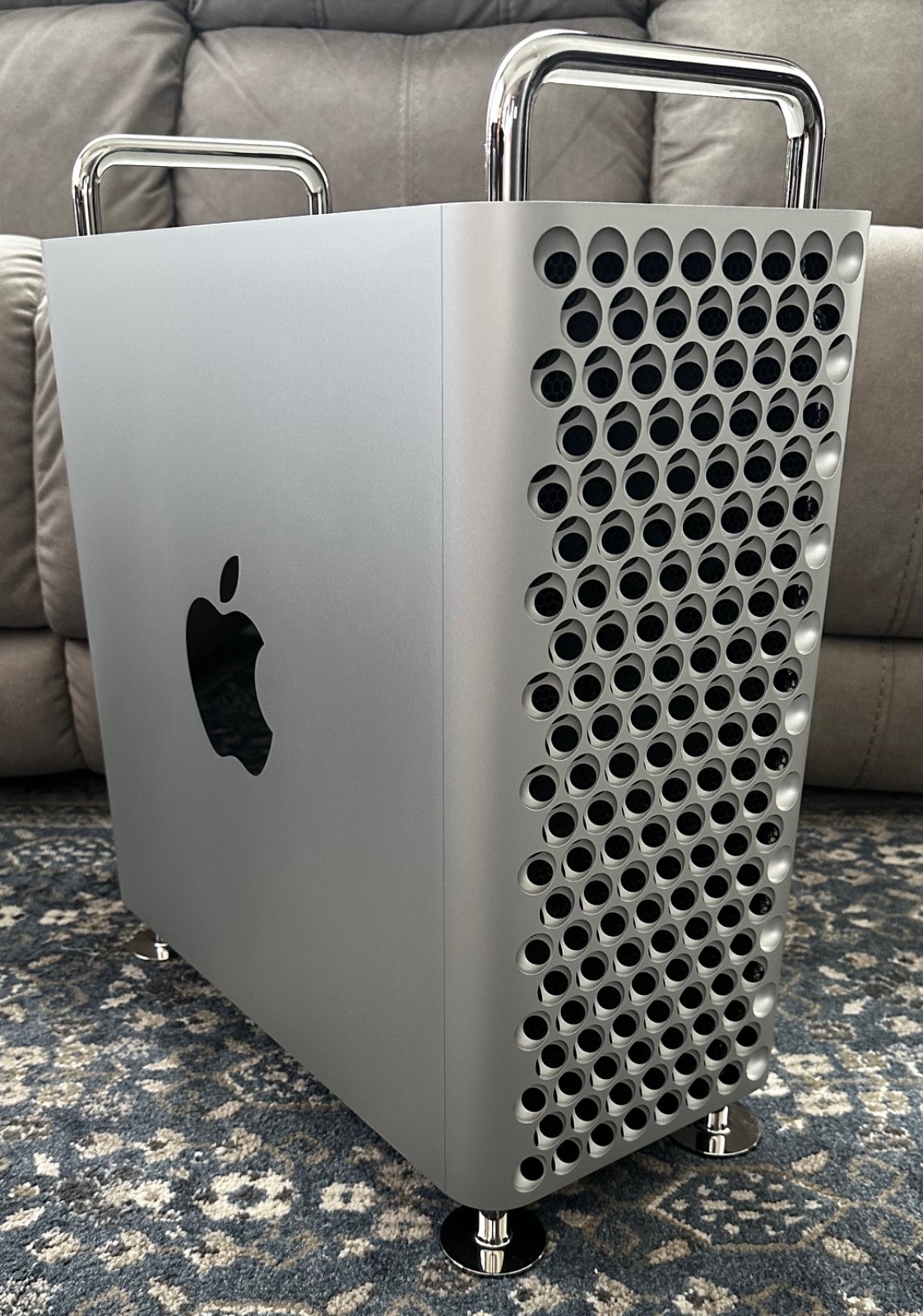 2019 Apple Mac Pro Intel 3.2GHz 16-Core / 96GB RAM / 1TB SSD / Radeon Pro 580X