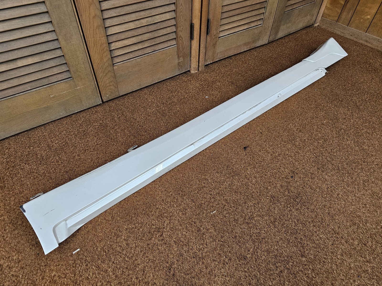 14-20 INFINITI Q50 LEFT SIDE SKIRT ROCKER PANEL MOLDING PEARL WHITE QAB OEM