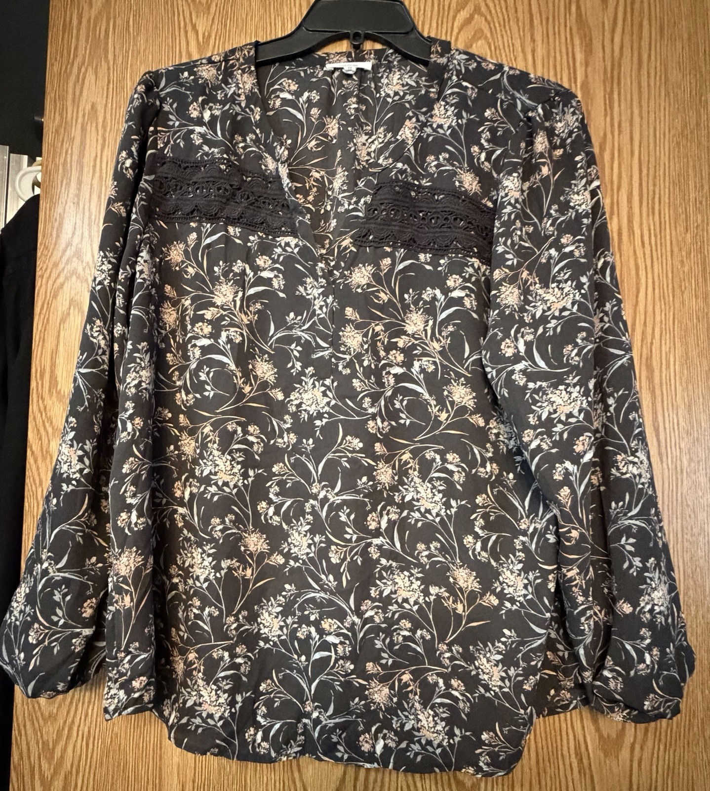 Women\'s Maurice’s floral Blouse . Size XL Women\'s Maurice’s floral Blouse . Size XL