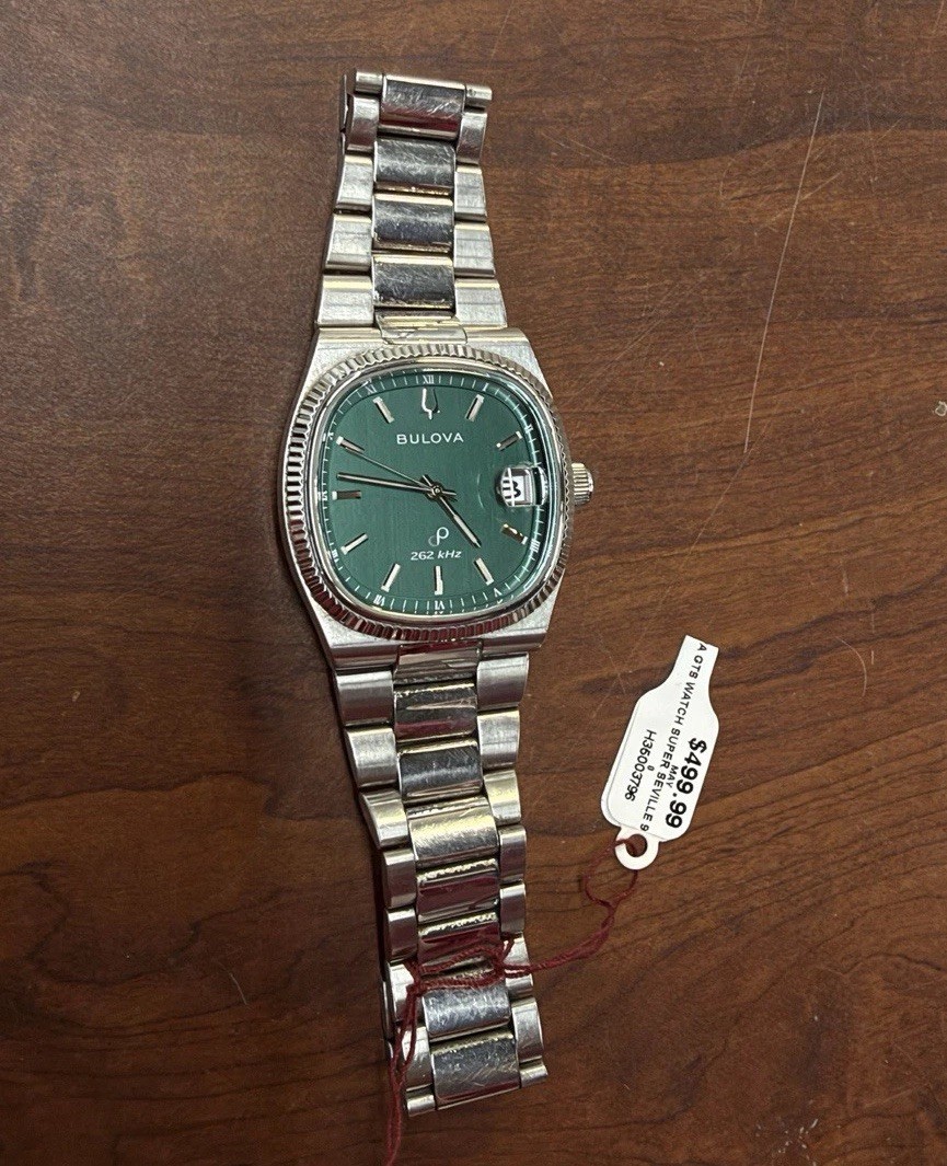 Bulova Super Seville Green Dial Fluted Bezel Precisionist 38mm Watch 96B439 Bulova Super Seville Green Dial Fluted Bezel Precisionist 38mm Watch 96B439