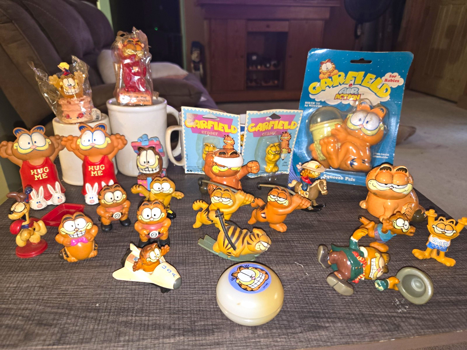 PAWS Garfield Cartoon & TV Character Figurine Lot Collectible Figures & Statues