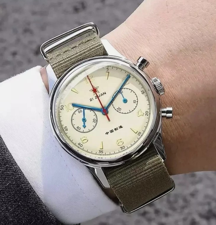 1963 Quartz Sapphire Chronograph Watch 40mm Waterproof Green