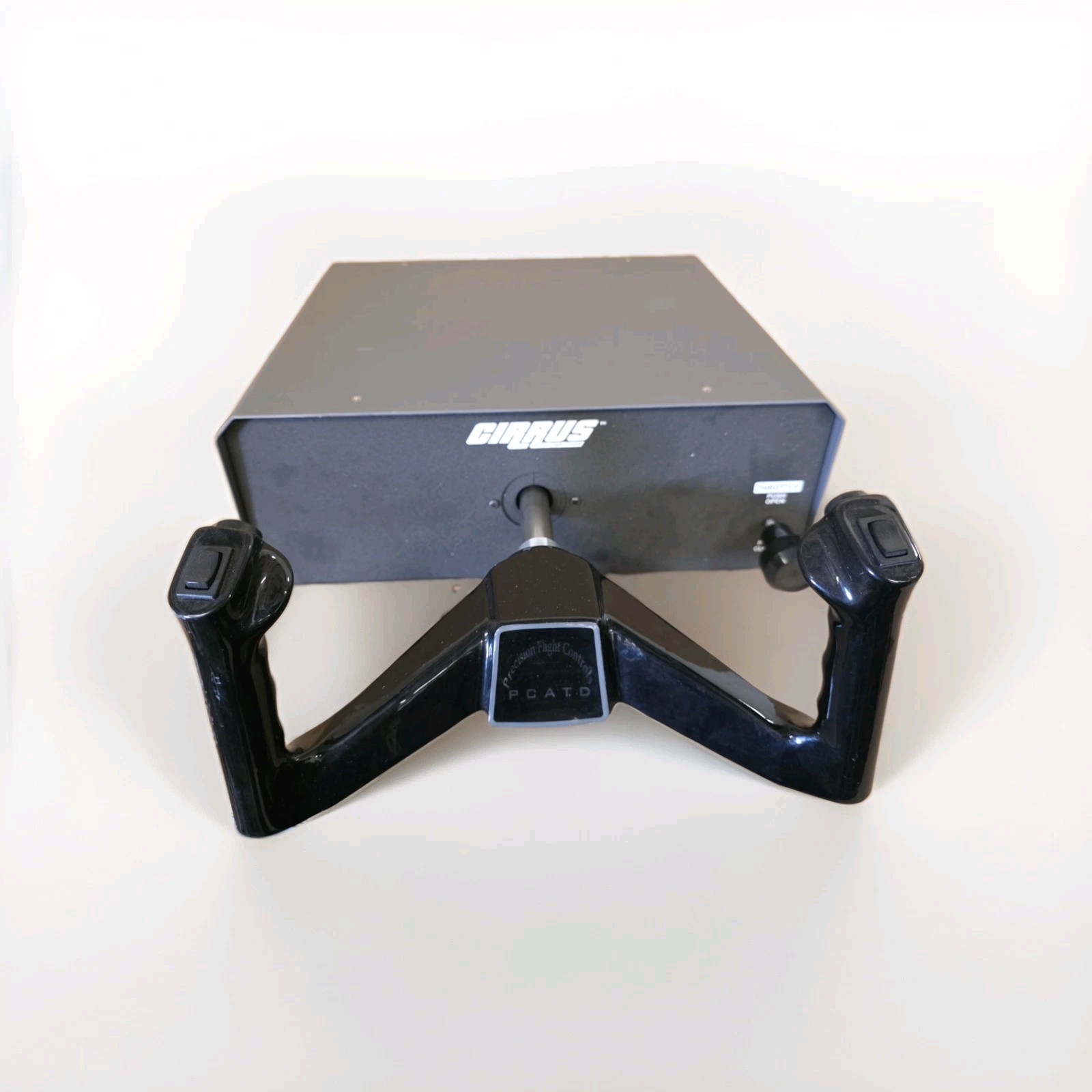 Precision Flight Controls CIRRUS YOKE MOONEY PCATD Steering Controller Precision Flight Controls CIRRUS YOKE MOONEY PCATD Steering Controller
