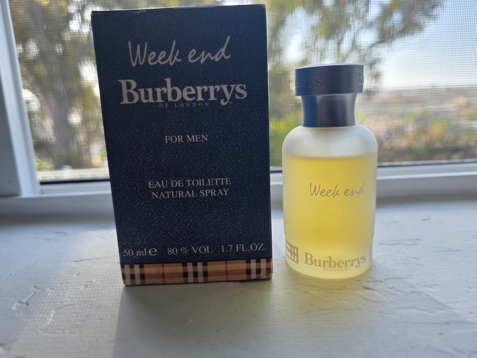 Burberry 2002 Vintage Original Cologne Bottle Dark Juice Rare Collector Item Burberry 2002 Vintage Original Cologne Bottle Dark Juice Rare Collector Item
