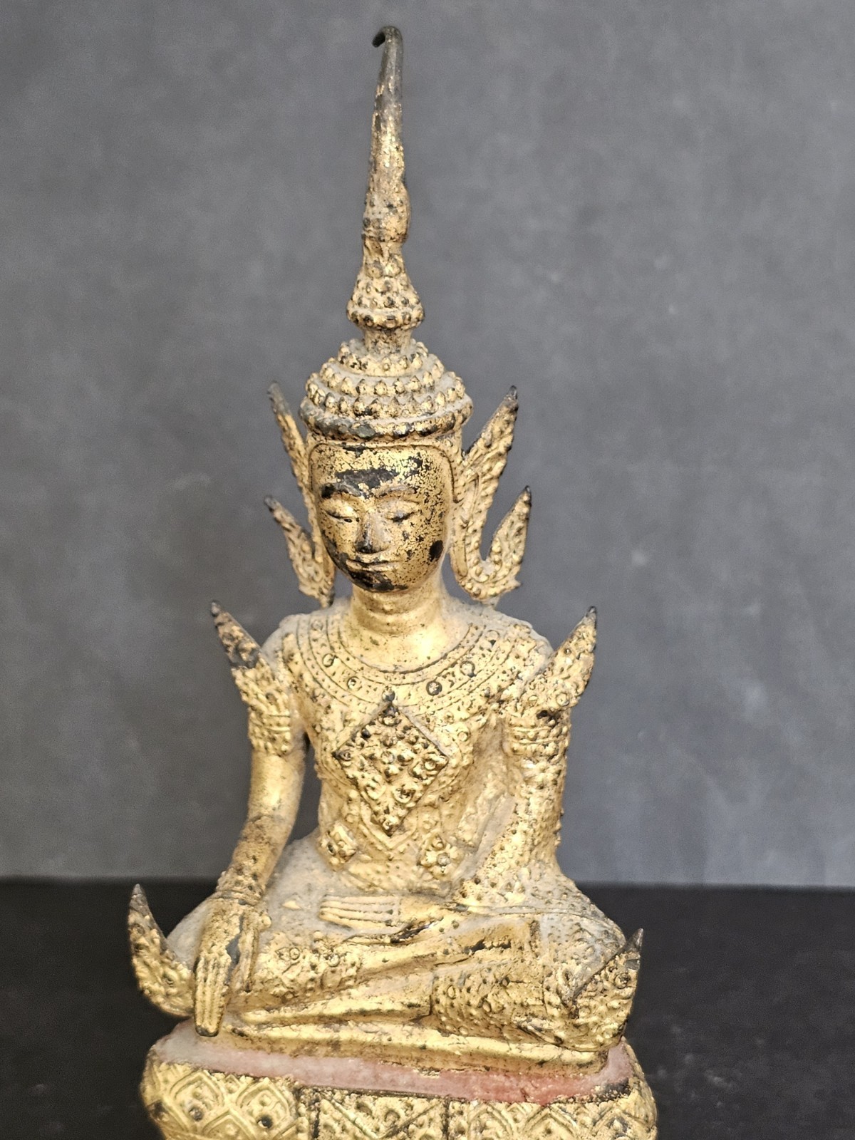 Rare Antique gilded Bronze Thai Rattanakosin Buddha. early 19th century 20cm H. Rare Antique gilded Bronze Thai Rattanakosin Buddha. early 19th century 20cm H.
