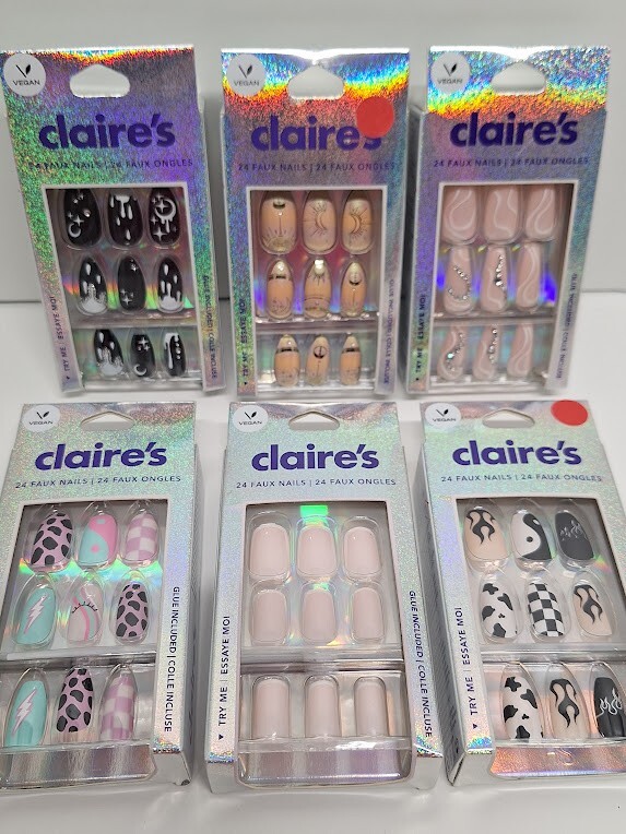 Claire\'s Faux Nails Vegan 6 Sets of 24 Multicolor Design Glue included