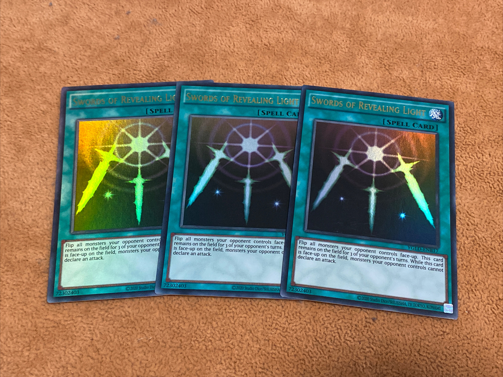 🔥 3x Yugioh Swords of Revealing Light YGLD-ENB17 Ultra Rare NM PLAYSET 🔥 🔥 3x Yugioh Swords of Revealing Light YGLD-ENB17 Ultra Rare NM PLAYSET 🔥