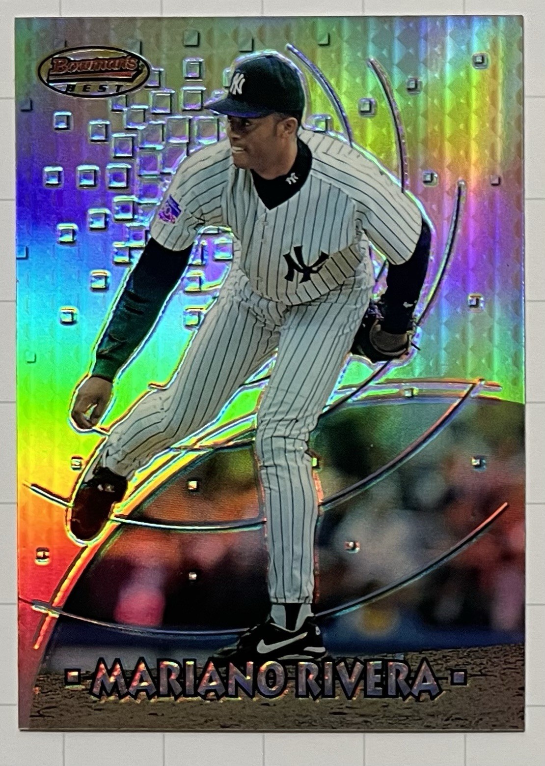 MARIANO RIVERA 1997 Bowman’s Best REFRACTOR #32 Clean Surface Sharp Corners MINT MARIANO RIVERA 1997 Bowman’s Best REFRACTOR #32 Clean Surface Sharp Corners MINT