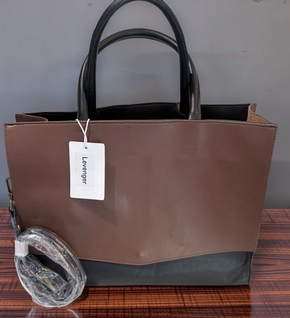 Levenger Leather Messenger Bag Briefcase Caitlin Lg Dark Oak New with Tags Levenger Leather Messenger Bag Briefcase Caitlin Lg Dark Oak New with Tags