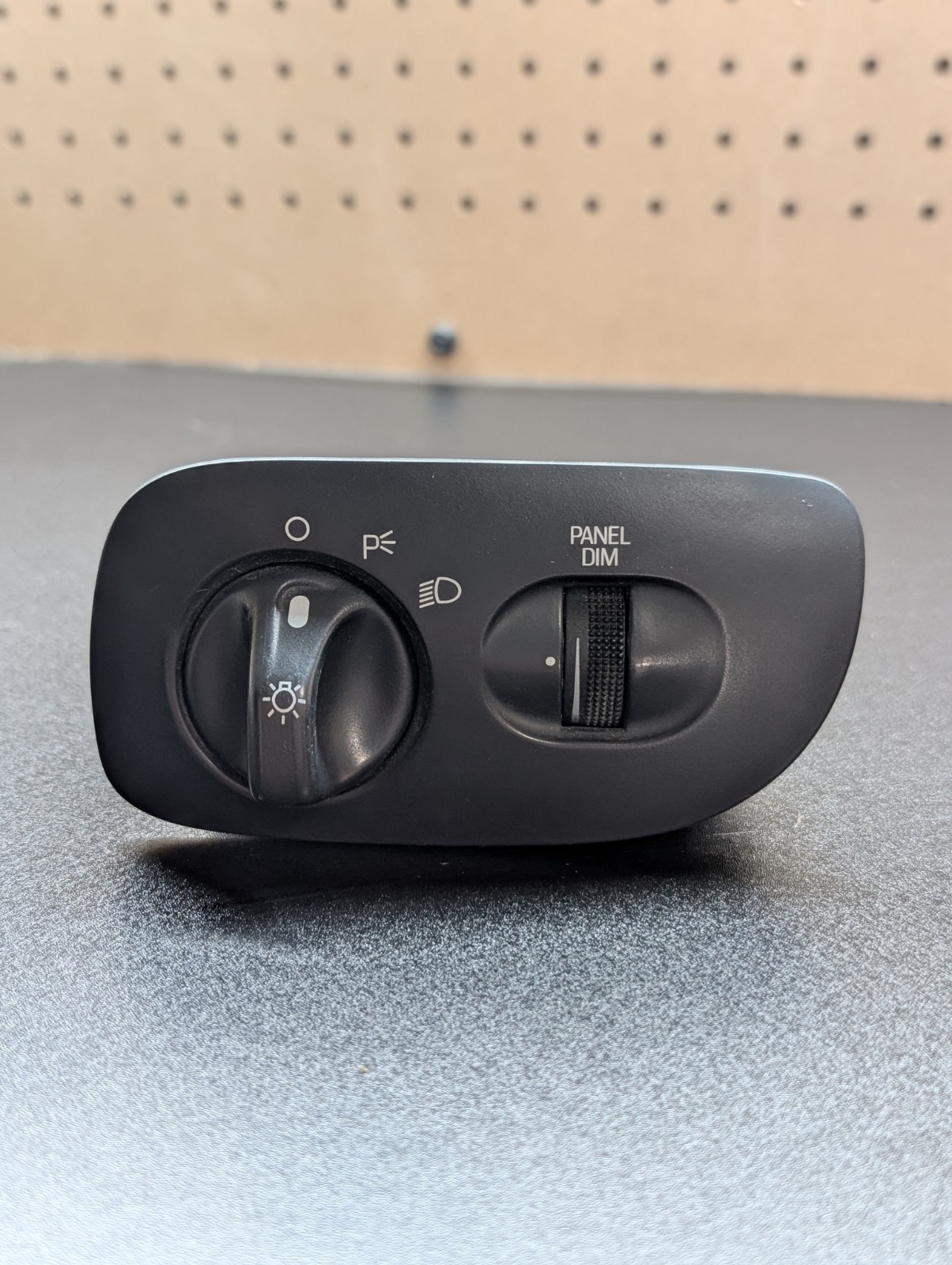 1997-1999 Ford F150 Expedition F-150 Headlight Light Switch Head Lamp Headlights 1997-1999 Ford F150 Expedition F-150 Headlight Light Switch Head Lamp Headlights