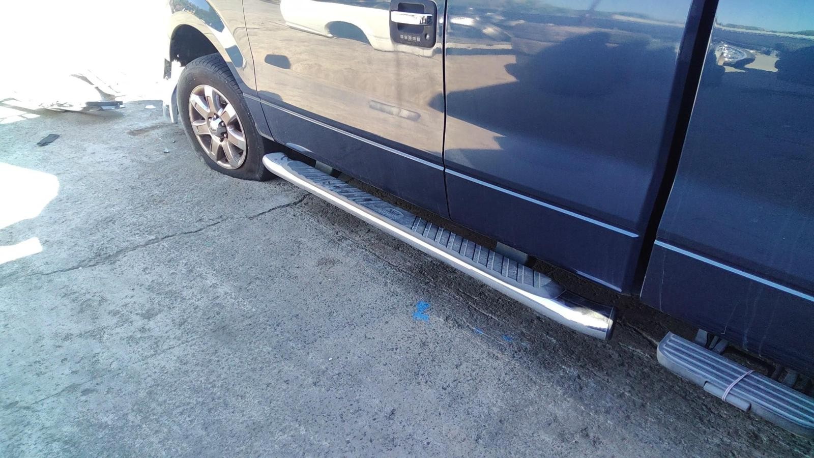 Used Front Right Door Assembly Front fits: 2013 Ford F150 PICKUP electric R. w/o