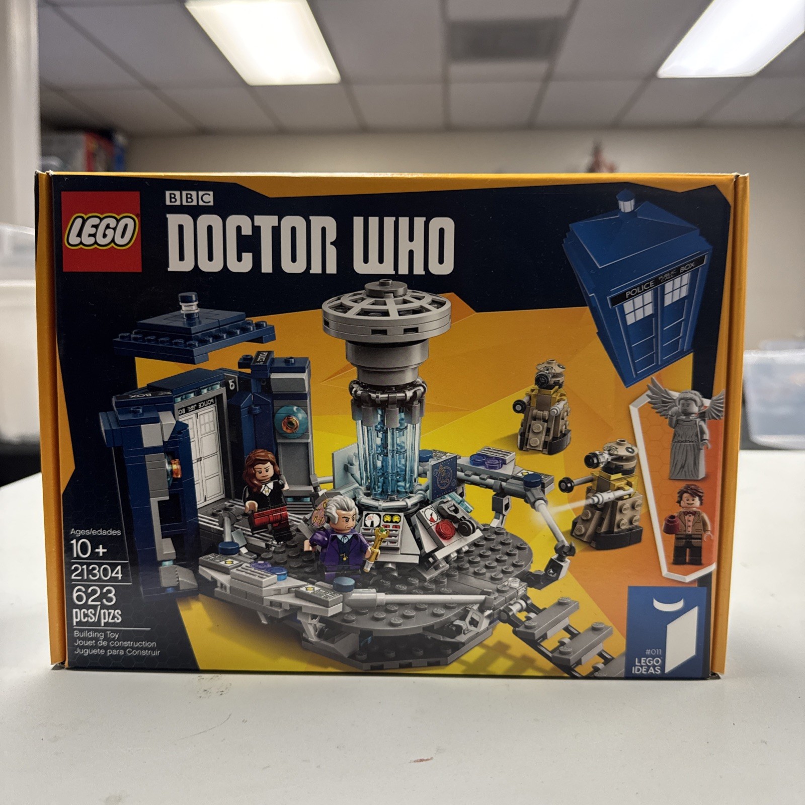 LEGO Ideas: Doctor Who (21304) Mint Complete Minus Clara Oswald