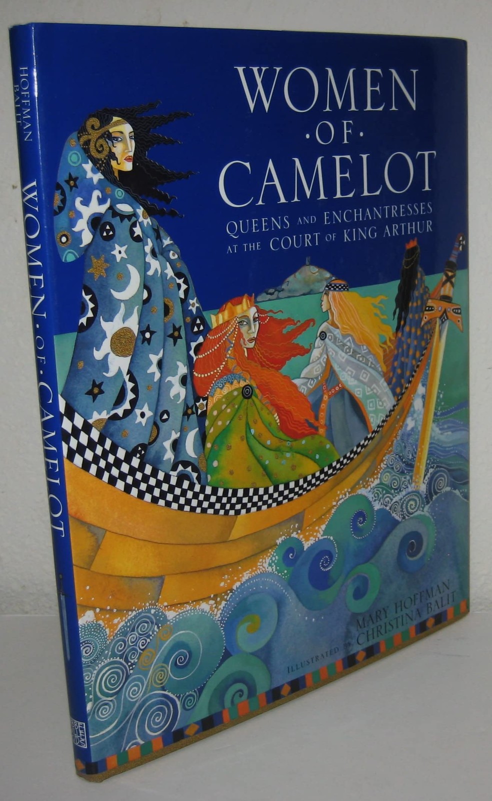 Women of Camelot: Queens and Enchantresses at the Court of King Arthur - har... Women of Camelot: Queens and Enchantresses at the Court of King Arthur - har...