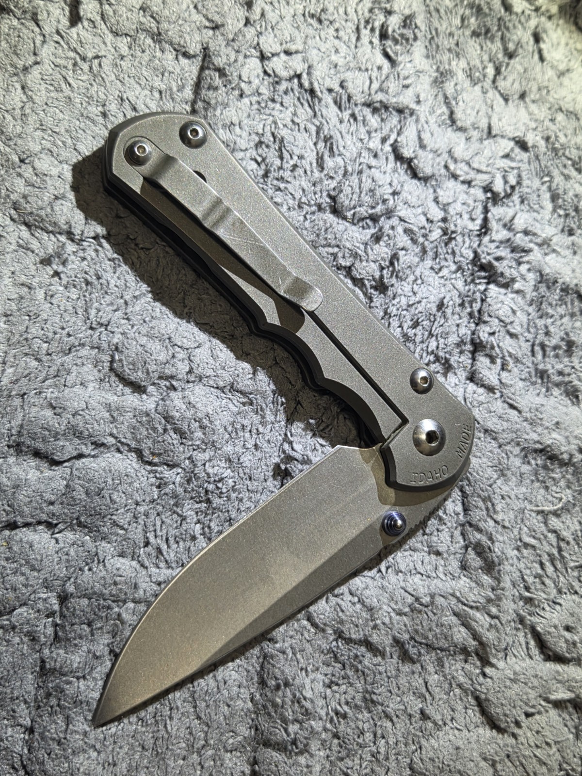 Chris Reeve Inkosi Gray Titanium Handle Frame Lock Plain Drop Point Pocketknife Chris Reeve Inkosi Gray Titanium Handle Frame Lock Plain Drop Point Pocketknife