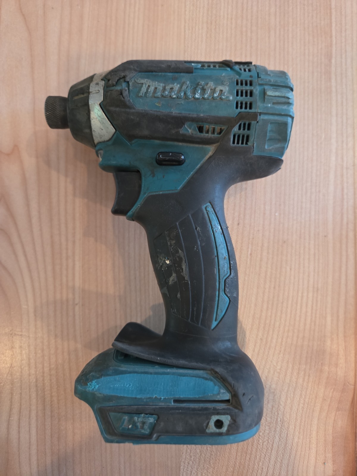 Makita 18V LXT Impact Driver Tool Only XDT11 Tested Working Good. Makita 18V LXT Impact Driver Tool Only XDT11 Tested Working Good.