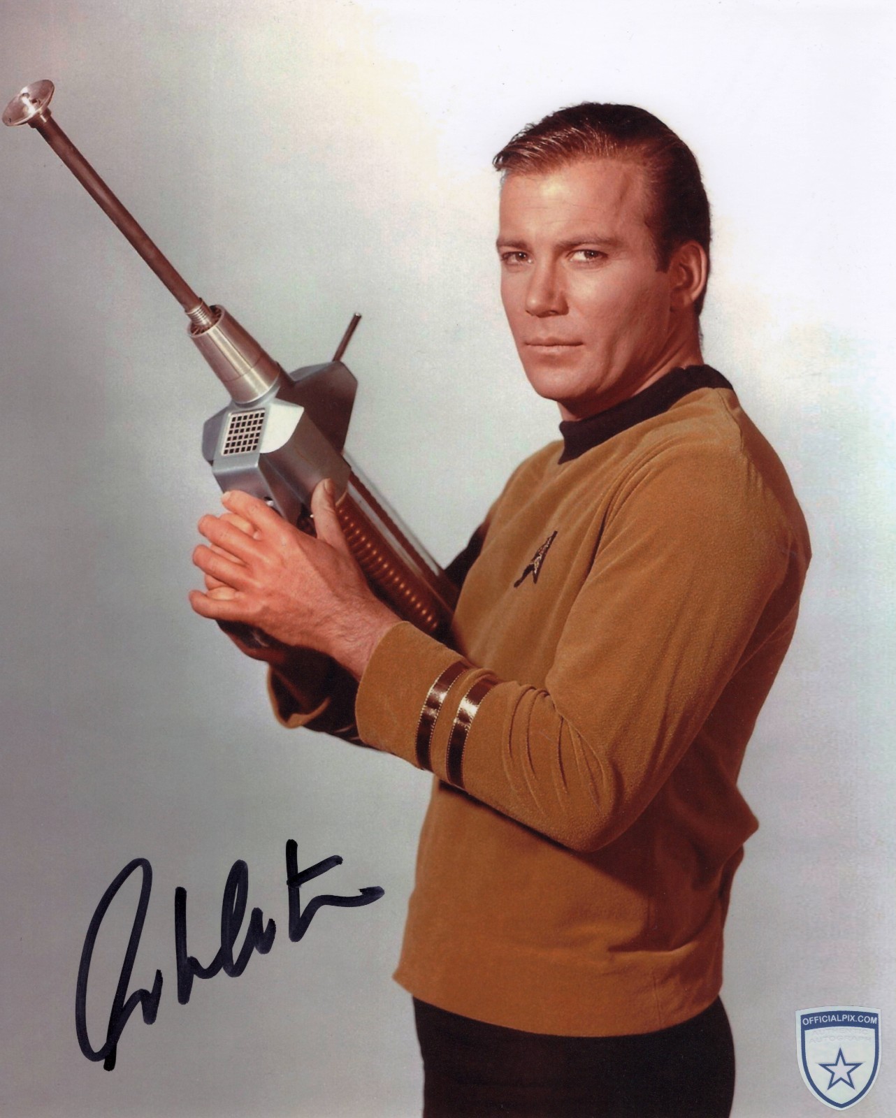 Signed William Shatner Star Trek Captain Kirk 8x10 w/ Official Pix COA