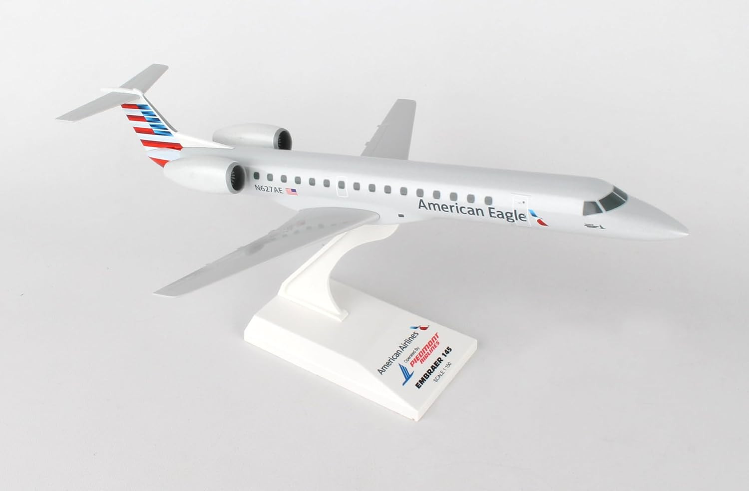 Daron American ERJ145 Piedmont 1/100 (SKR906) Daron American ERJ145 Piedmont 1/100 (SKR906)