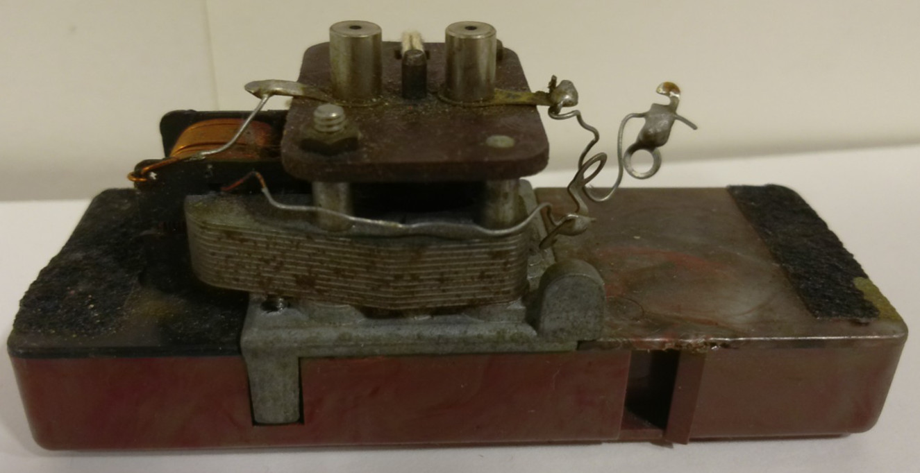 POSTWAR VINTAGE LIONEL #WS-175 WHISTLE UNIT FOR TENDER SERVICED WORKS GREAT. POSTWAR VINTAGE LIONEL #WS-175 WHISTLE UNIT FOR TENDER SERVICED WORKS GREAT.